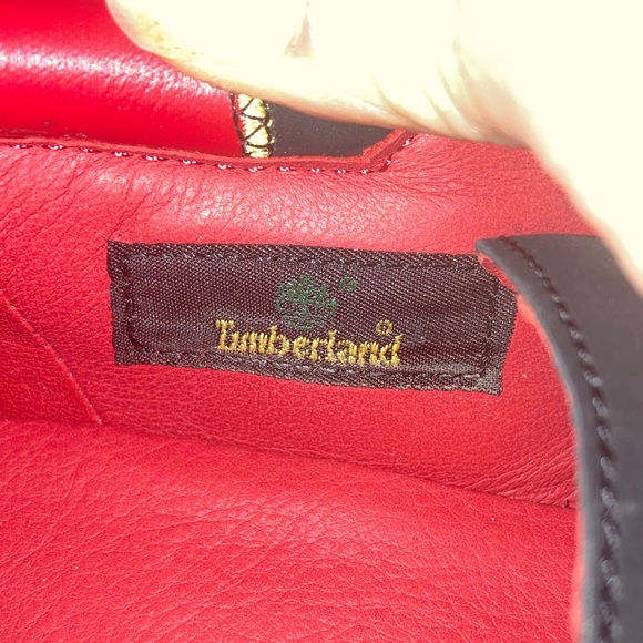 Timberland Red and Black Leather Interior - Picture 2 of 6